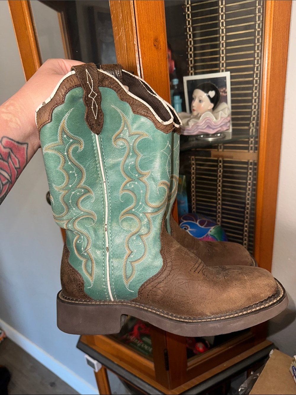 Women’s Two-Tone Brown and Teal Western Cowboy Boots